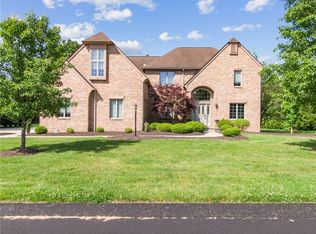 426 Glenmeade Rd, Greensburg, PA 15601
