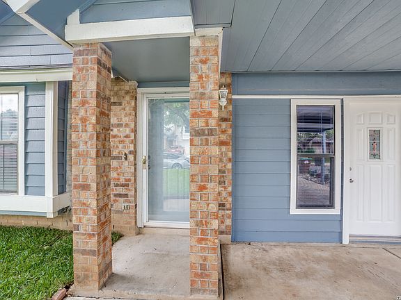4th image of 2922 Ash Field Dr