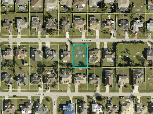 238 SE 6th Ter, Cape Coral, FL 33990