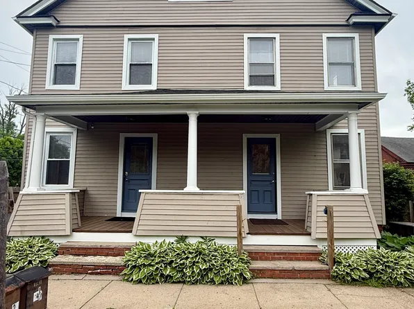 24 Thompson Court, Enfield, CT 06082