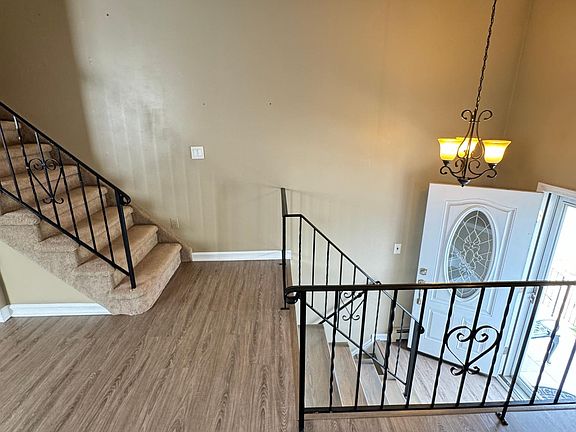 4th image of 1104 Rockland Ave Floor 2