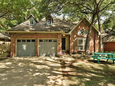 7218 John Blocker Dr, Austin, TX, 78749