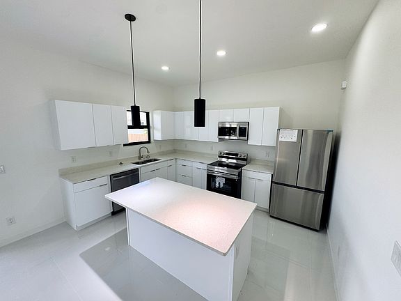 3rd image of 4206 NW 32nd Ln