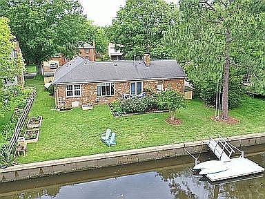 1st image of 310 Burgh Westra Dr
