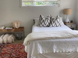 492 Fairhills Dr, San Rafael, CA 94901