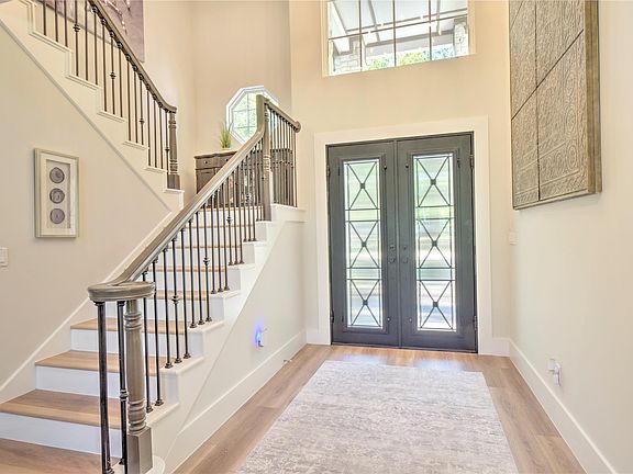 5th image of 15508 Crown Oaks Dr