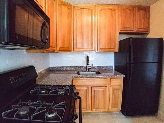 5th image of 3333 Broadway APT A2k