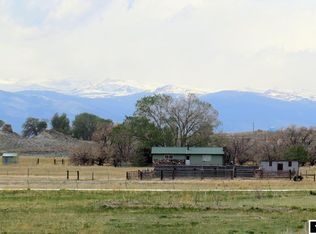 253 E Pavillion Rd, Pavillion, WY 82523
