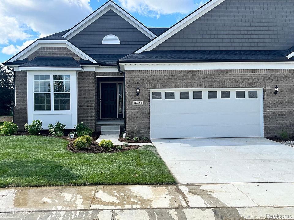 1st image of 42647 Arbor Dr