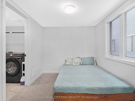 4th image of 3009 Rhyolite Way