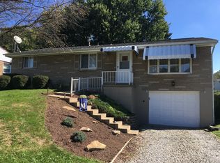 40 Martha Ave, Jeannette, PA 15644
