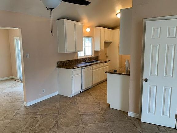 4th image of 9936 Almeria Ave