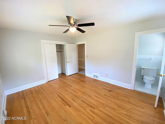 3rd image of 109 Wilkshire Dr