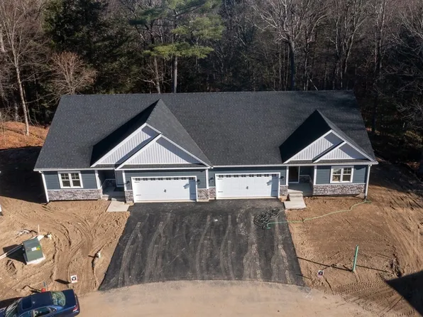 8 Conrad Cir #8, Easthampton, MA 01027