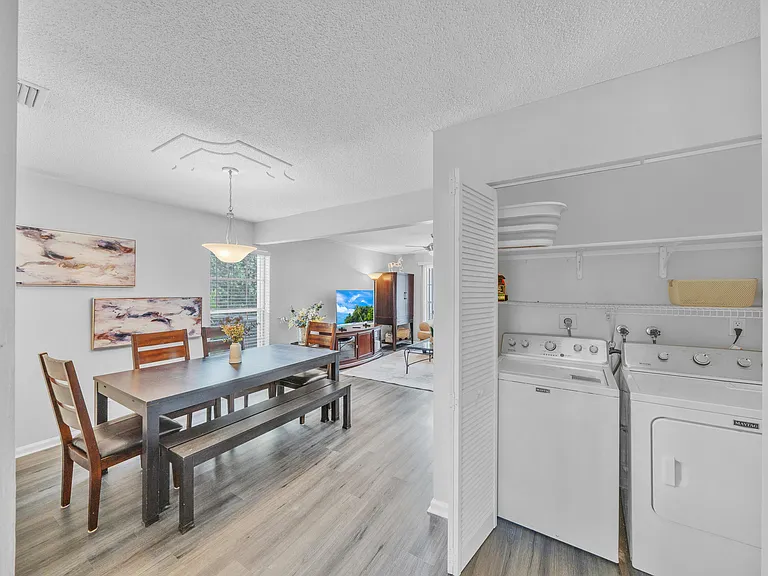 1350 Riverside Cir #2 — Photo 18