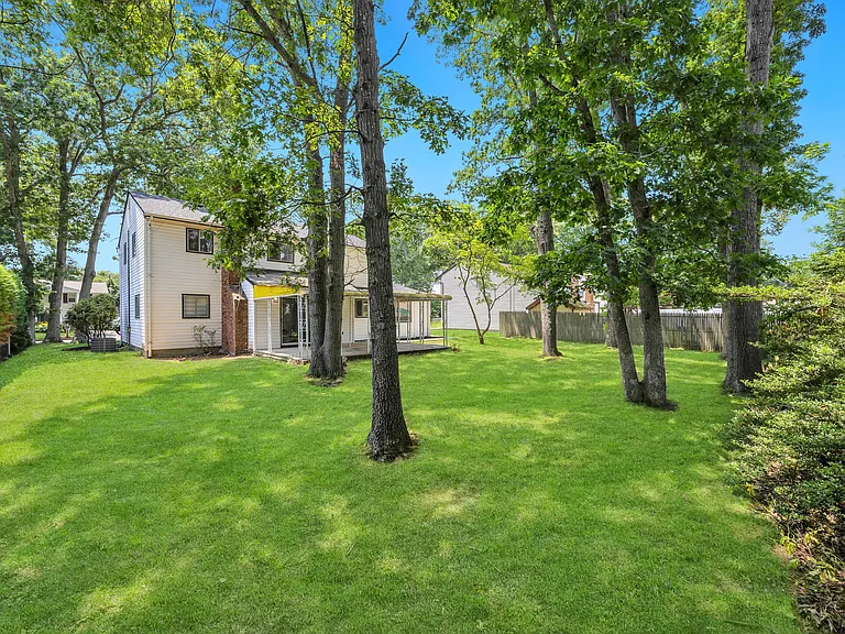 39 Pinewood Dr — Photo 38
