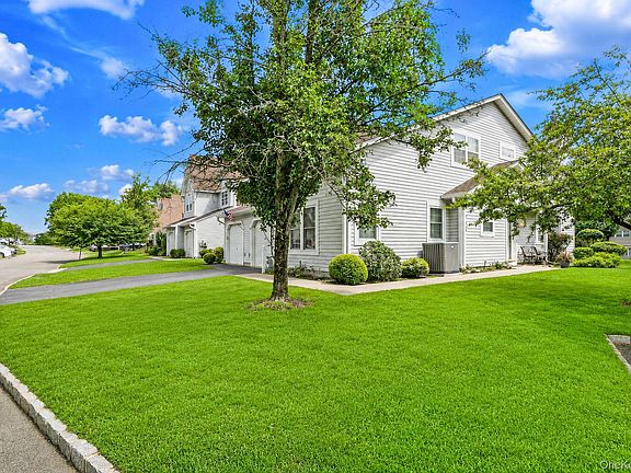 3rd image of 318 Erik Drive