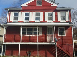 15 Sterling St, Middletown, NY 10940