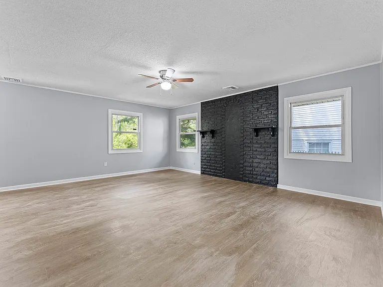 6 Pensdale Ln — Photo 22