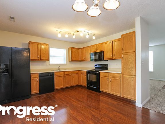 4th image of 4147 Alcove Dr