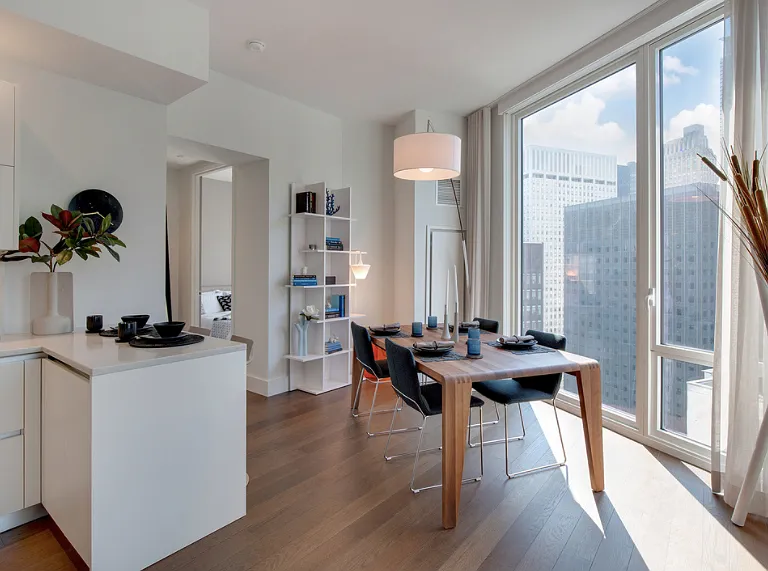 222 E 44th St #36N — Photo 3
