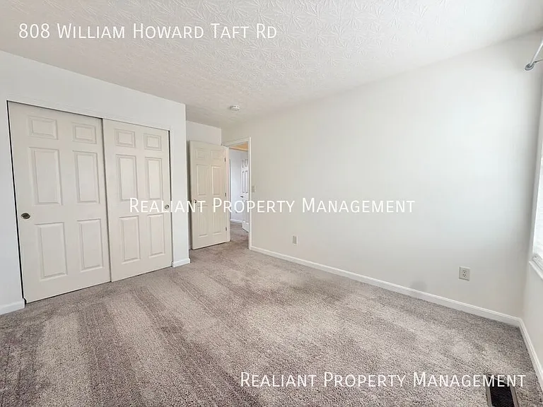 808 William Howard Taft Rd — Photo 13