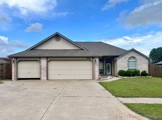 9909 N 119th East Ave, Owasso, OK 74055