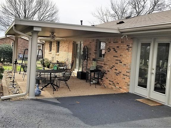 3rd image of 1308 Wesley Ave