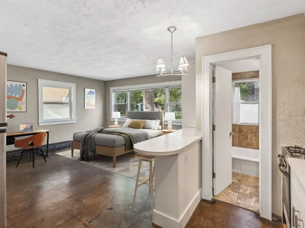 Ashland Lofts, 501 Ashland Ave APT 16, Saint Paul, MN 55102