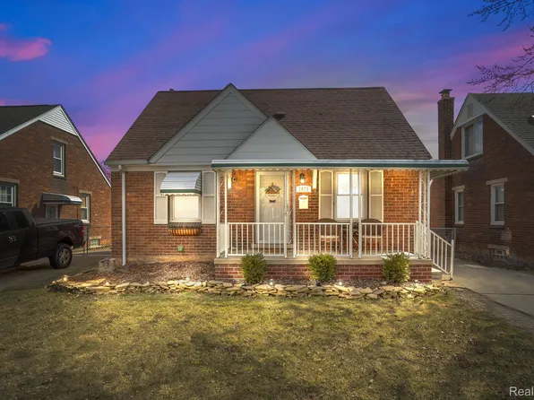 1473 17th St, Wyandotte, MI 48192