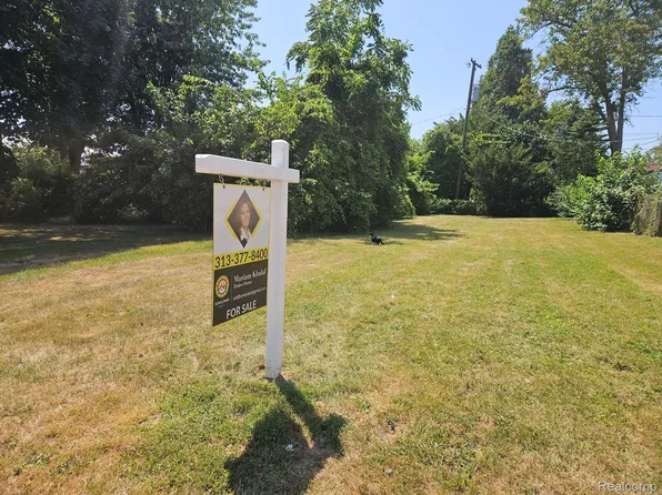 5035 Steadman St, Dearborn, MI 48126