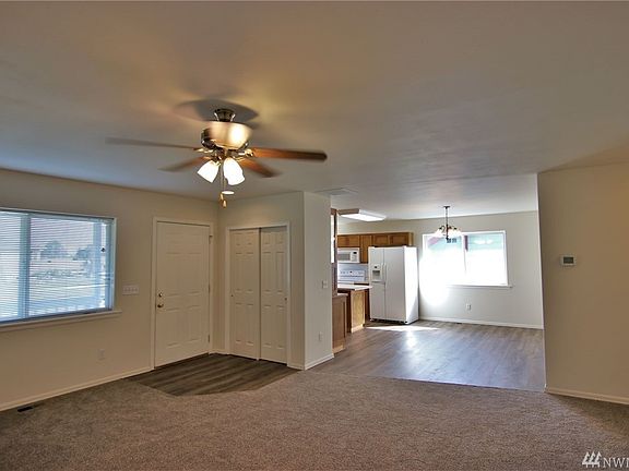 4th image of 1032 W 12th St
