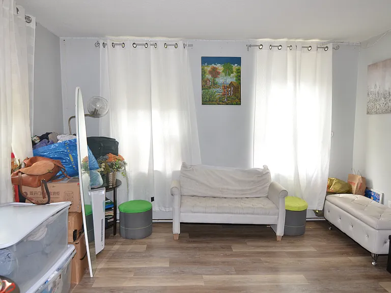 11 Blackwood St #33 — Photo 6