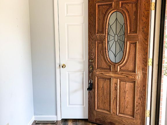 2nd image of 1429 Peabody Dr
