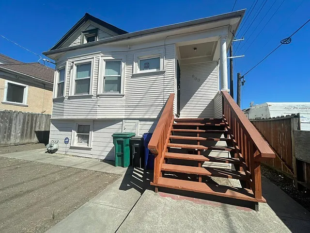 800 53rd Ave — Photo 12