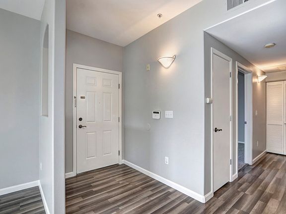 4th image of 4200 E Commerce Way Unit 423