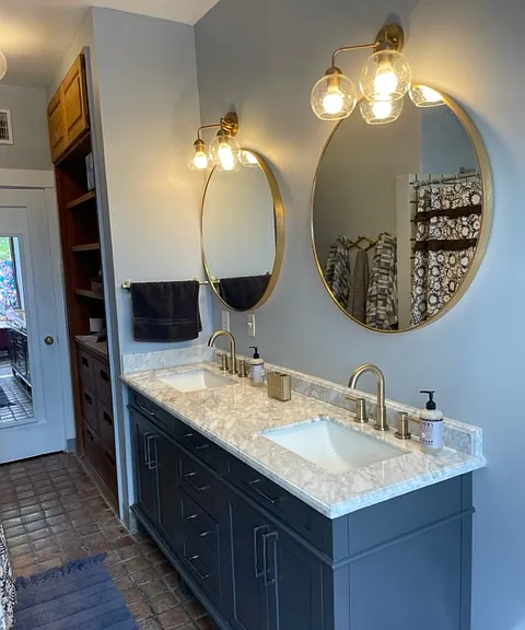 1230 E Seneca St — Photo 15
