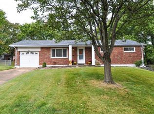 9833 Barlow Ln, Saint Louis, MO