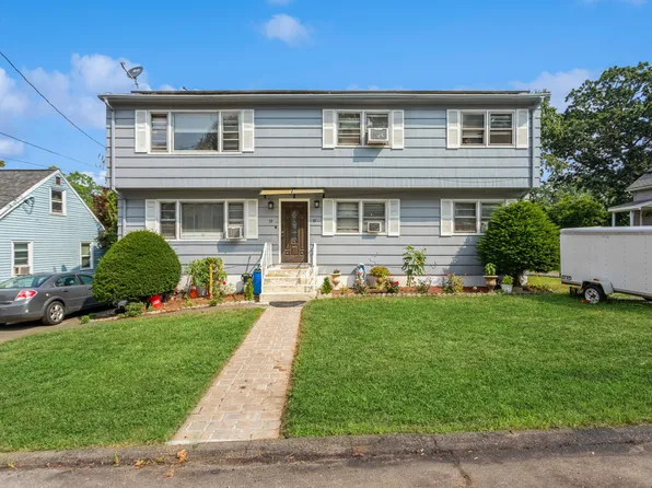 79 Rangely St, West Haven, CT 06516