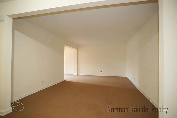 Rented by Norman Raindel, LREB | media 37