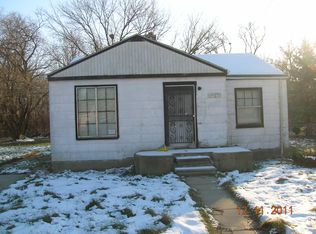 27273 Hopkins St, Inkster, MI 48141