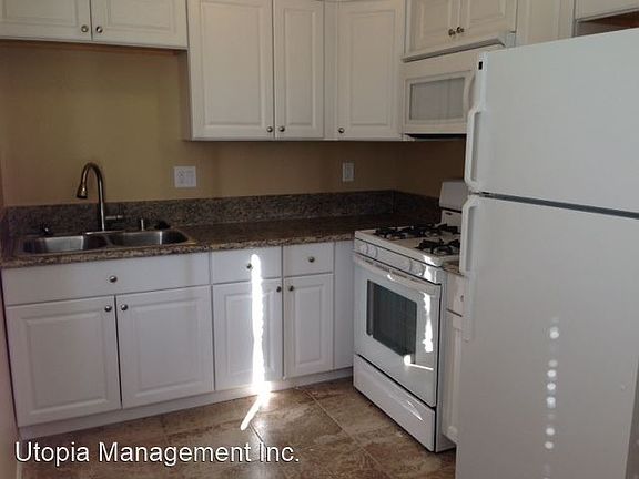 2nd image of 4458 Kansas St APT 10
