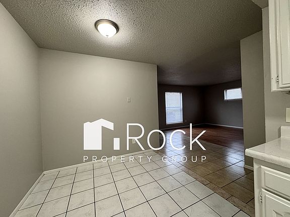 5th image of 7413 Melrose Ln #22