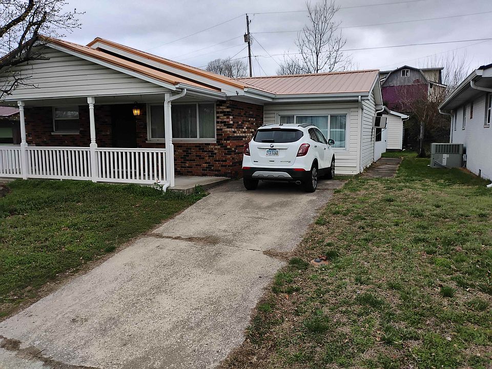 1st image of 211 Mason St