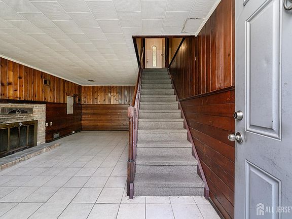 2nd image of 784 Yardville Hamilton Sq