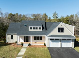 10 Dawson Way, Hatchville, MA 02536