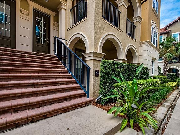 4th image of 740 Lobelia Dr