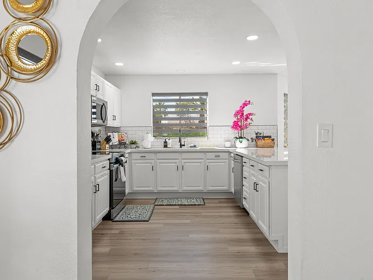 11417 W Orange Blossom Ln — Photo 27