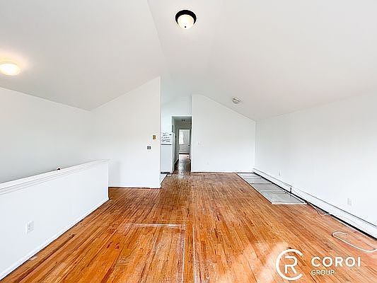 4th image of 83-32 159th St #3R