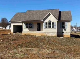 74 Minton Ln, Scottsville, KY 42164